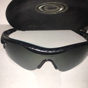 Oakley Radar Lock